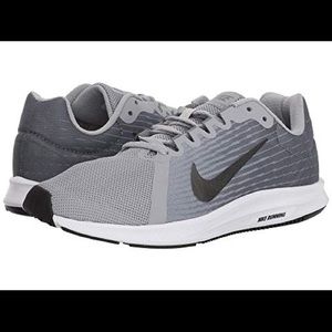 NIKE Downshifter 8 (WIDE) Women’s size 7